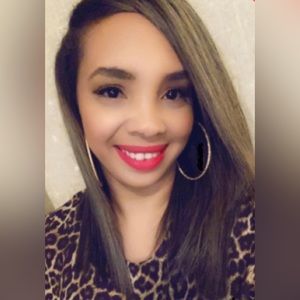 Meet your Posher, Christina